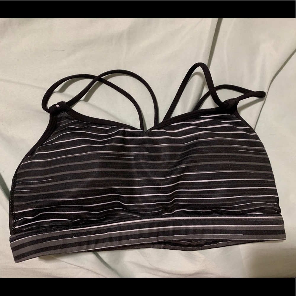 LULULEMON STRIPED BLACK SPORTS BRA